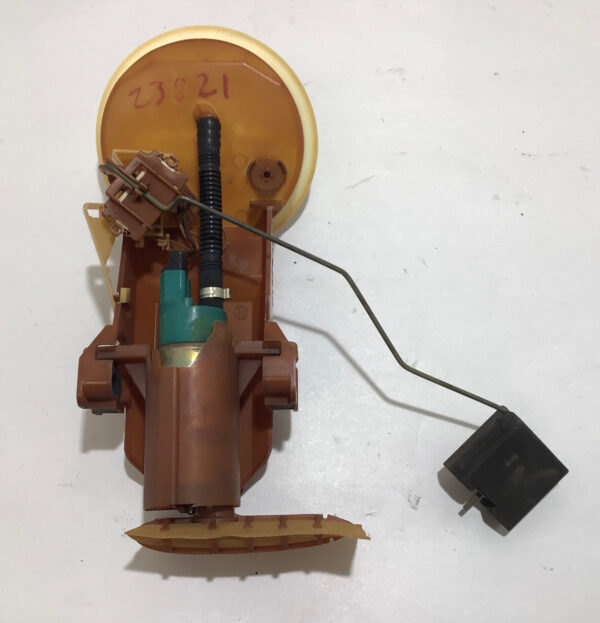 1996-2002 BMW Z3 Fuel Pump Assembly / 132k Miles / 16146756323 / Z3021 - Image 3