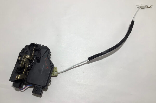 1999-2004 Porsche 996 911 / 986 Boxster Passenger Side Door Latch Actuator / OEM / P6015