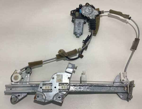 1999-2005 Mazda Miata Passenger Side Window Regulator w/ Motor / NB217