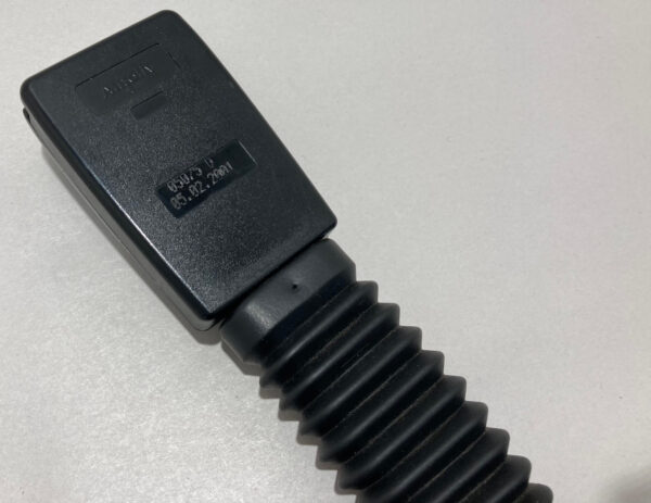 2000-2002 BMW Z3 Driver Side Seat Belt Pretensioner Buckle / OEM / Z3030 - Image 3