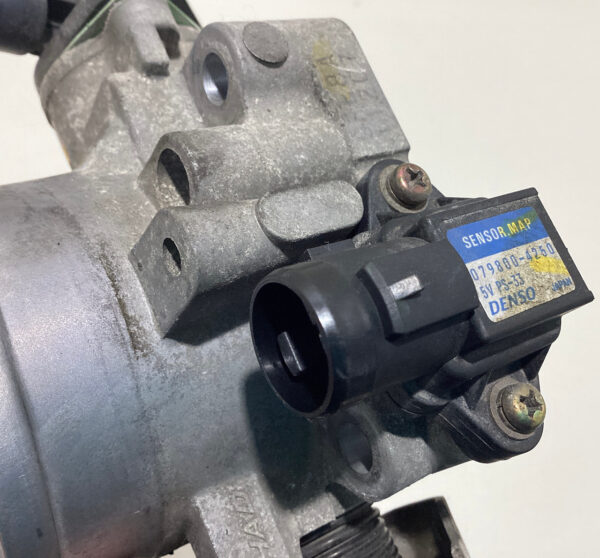 2000-2003 Honda S2000 OEM Throttle Body / 137K HS002 - Image 3