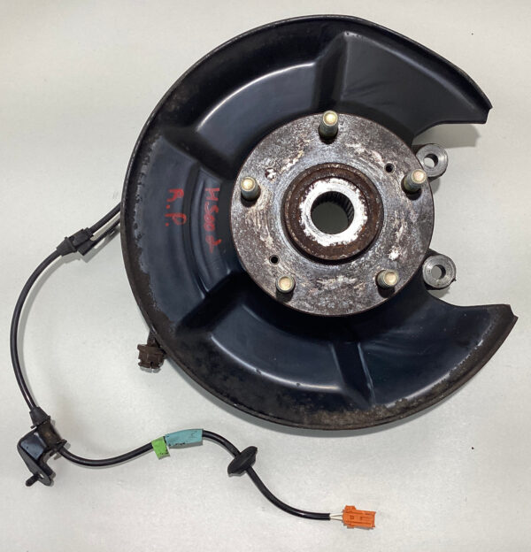 2000-2003 Honda S2000 Passenger Side Rear Knuckle / Hub Assembly / 137K HS002