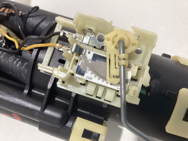 2000-2005 Honda S2000 OEM Fuel Pump w/ Hangar / 141K HS003 - Image 3