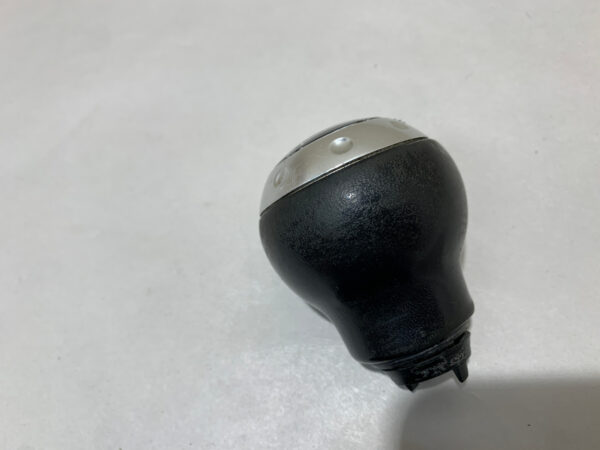 2000-2006 Audi TT 6 Speed Manual Shift Knob / Boot / Trim Surround / T1023 - Image 3