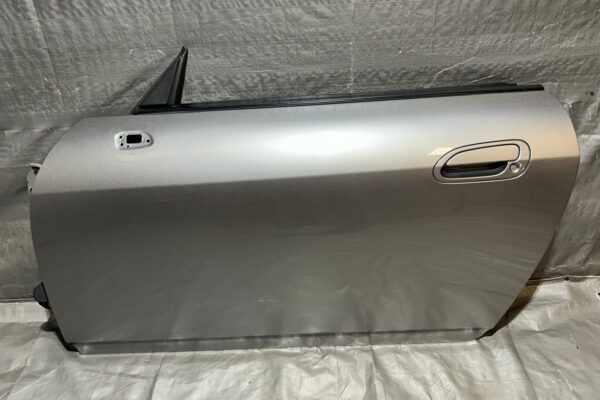 2000-2009 Honda S2000 Driver Side Door Assembly / Silverstone Metallic HS003