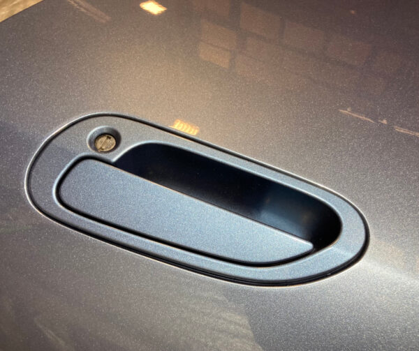 2000-2009 Honda S2000 Driver Side Door Assembly / Suzuka Blue Metallic HS002 - Image 4