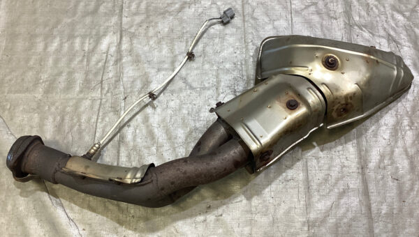 2000-2009 Honda S2000 OEM Exhaust Manifold w/ Heat Shields / HS002