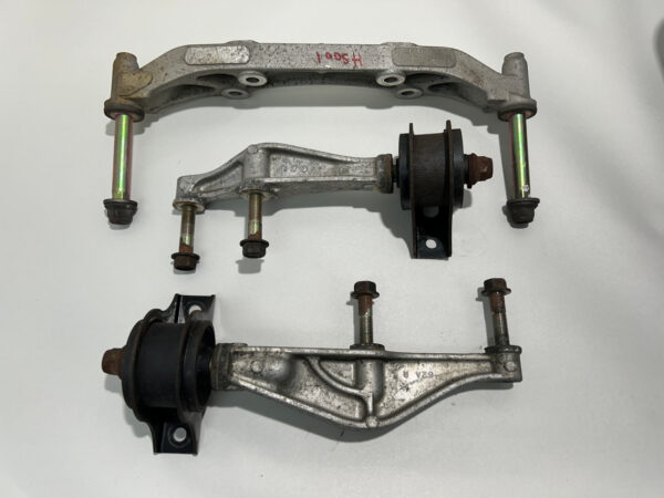 2000-2009 Honda S2000 OEM Rear Differential Mounting Brackets / Set of 3 / HS001