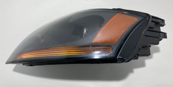 2001-2006 Audi TT 1.8l Driver Side Headlight / Xenon HID / T1026 - Image 2
