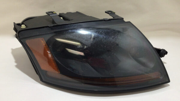 2001-2006 Audi TT 1.8l Passenger Side Headlight / Xenon HID / T1022
