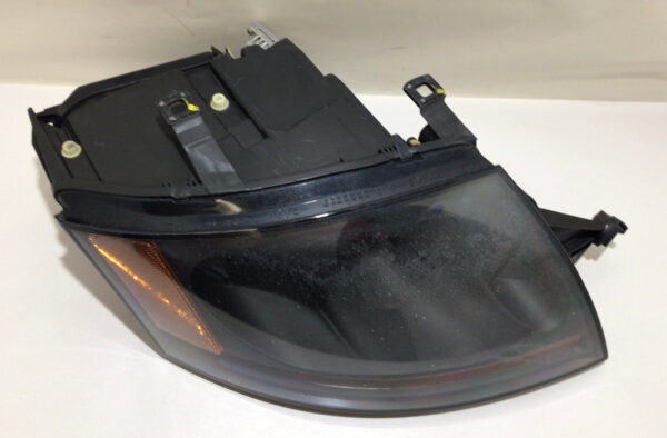 2001-2006 Audi TT 1.8l Passenger Side Headlight / Xenon HID / T1022 - Image 2