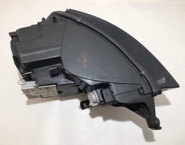 2001-2006 Audi TT 1.8l Passenger Side Headlight / Xenon HID / T1022 - Image 4