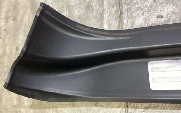 2001-2006 Audi TT Convertible Interior Door Sill Trims / Pair / T1024 - Image 3