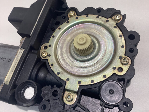 2001-2006 Audi TT Convertible Passenger Side Window Motor / OEM / T1026 - Image 3