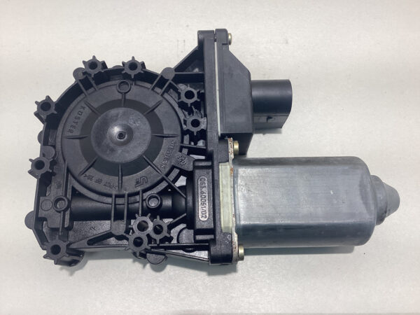 2001-2006 Audi TT Convertible Passenger Side Window Motor / OEM / T1026 - Image 5