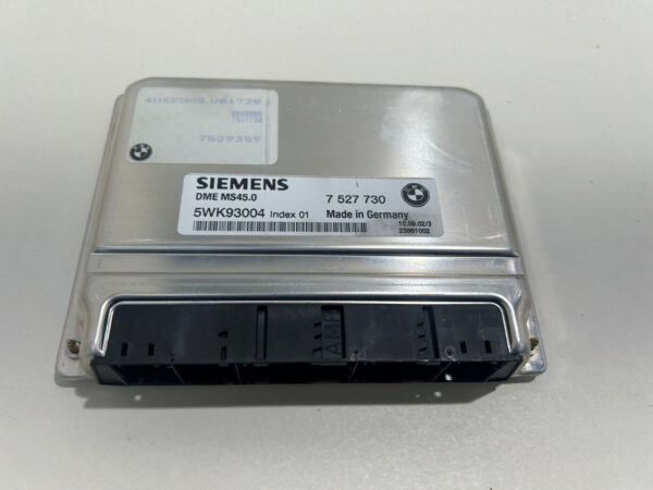 2003 E85 BMW Z4 3.0i M54 Engine Control Module ECU DME / 7 527 730 / Z4052