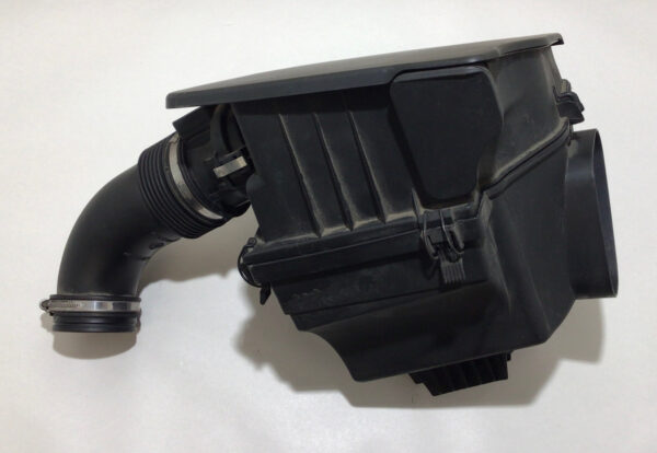 2003-2005 E85 BMW Z4 2.5i Air Box w/ MAF / Mass Air Flow Sensor / Intake / Z4043 - Image 3