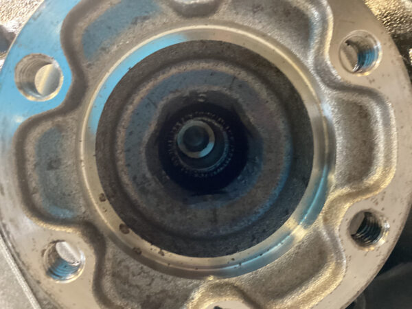 2003-2005 E85 E86 BMW Z4 3.0i Differential Assembly / 3.46 / Automatic / 113K Z4053 - Image 4