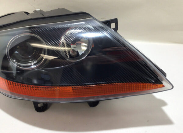 2003-2005 E85 E86 BMW Z4 Passenger Headlight / Halogen / Amber Lens / Z4049 - Image 3