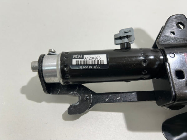 2003-2008 E85 BMW Z4 Convertible Top Driver Side Hydraulic Lift Cylinder Hinge / Damage / Z4051 - Image 3