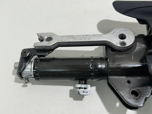 2003-2008 E85 BMW Z4 Convertible Top Driver Side Hydraulic Lift Cylinder Hinge / Damage / Z4051 - Image 4