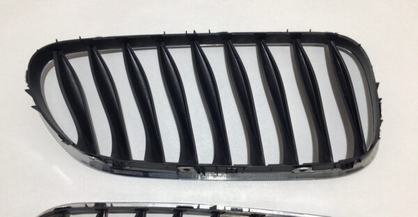 2003-2008 E85 E86 BMW Z4 Front Bumper Grilles / Kidney Grilles / Z4041 - Image 3