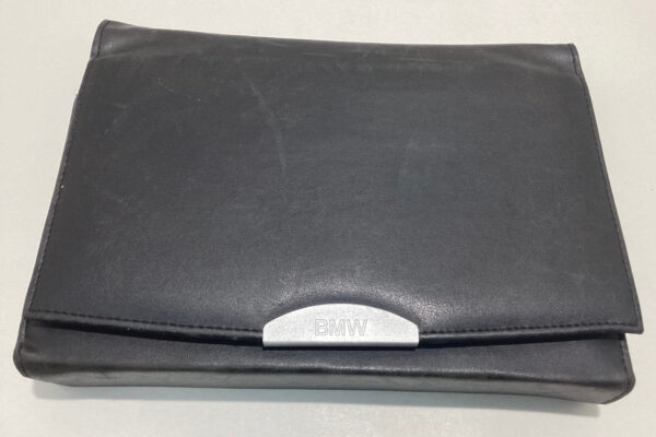 2004 E85 BMW Z4 3.0i Owner's Manual w/ Case / Z4053 - Image 2