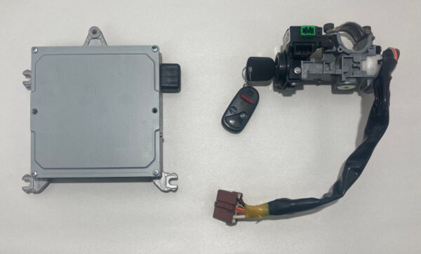 2004-2005 Honda S2000 ECU Engine Control Module w/ Ignition Switch Key Set / 37820PZXA05 / HS003