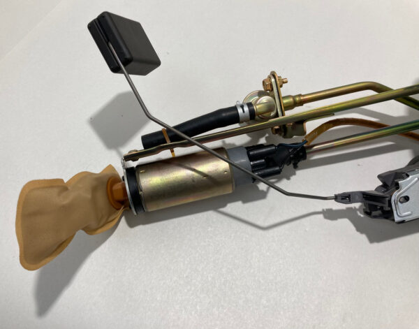 2004-2005 Mazdaspeed Miata Fuel Pump Assembly / 79K NB219 - Image 3
