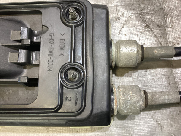 2004-2006 Mini Cooper S Shifter Assembly & Cables / 6 Speed Manual / OEM / R1028 - Image 5