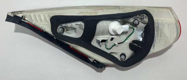 2004-2007 BMW 6 Series Passenger Side Tail Light / Pre-LCI / M6002 - Image 2