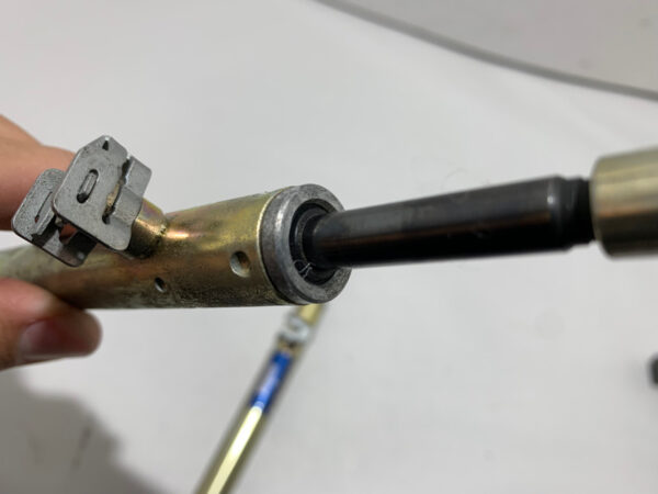2004-2010 BMW 6 Series Convertible Top Tension Rod Cylinders / Pair / M6003 - Image 3