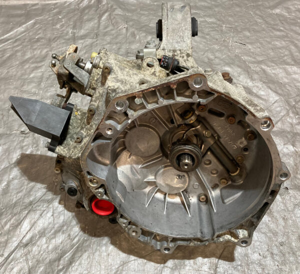 2005-2006 Mini Cooper S Getrag 6 Speed Manual Transmission w/ Limited Slip Differential LSD / GS6-85BG / 86K R1028