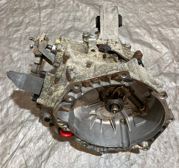 2005-2006 Mini Cooper S Getrag 6 Speed Manual Transmission w/ Limited Slip Differential LSD / GS6-85BG / 86K R1028 - Image 2
