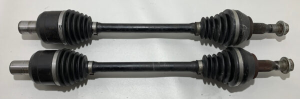 2005-2007 Chevrolet Corvette C6 Automatic Axle Half Shafts / Pair / 83k / C6004