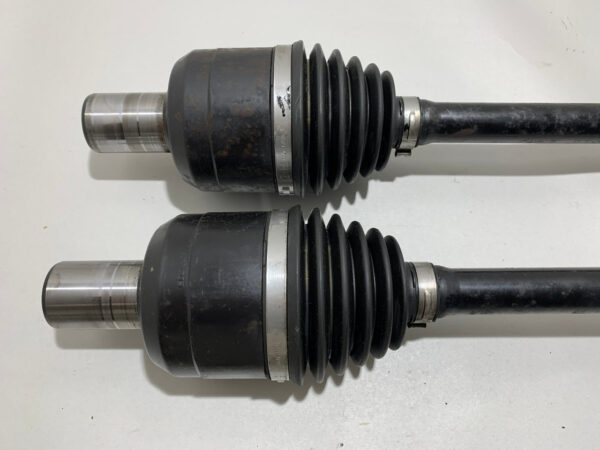 2005-2007 Chevrolet Corvette C6 Automatic Axle Half Shafts / Pair / 83k / C6004 - Image 2
