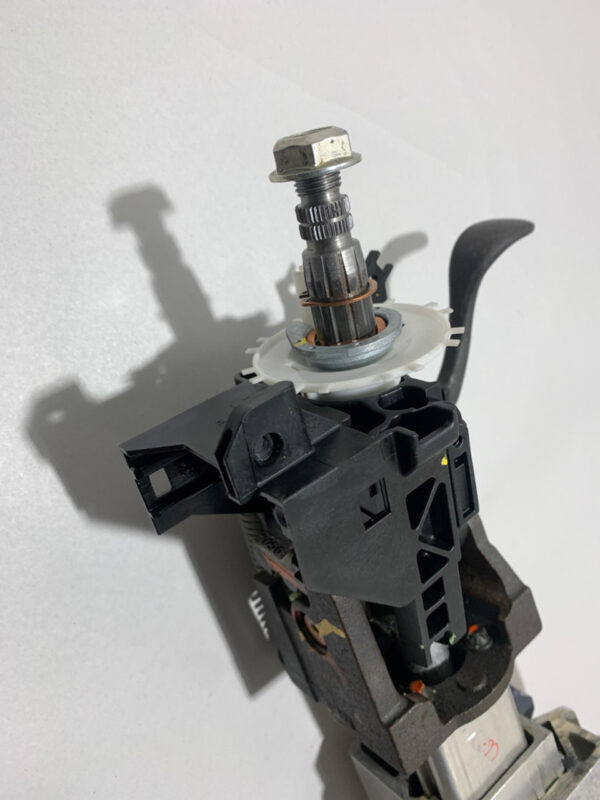 2005-2008 Chevrolet Corvette C6 Telescoping Power Steering Column / OEM / C6003 - Image 2