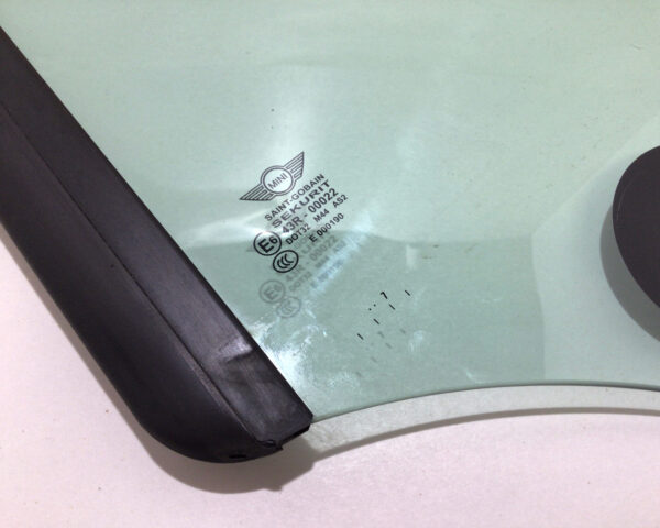 2005-2008 Mini Cooper R52 Convertible Driver Rear Quarter Glass / OEM / R1016 - Image 2