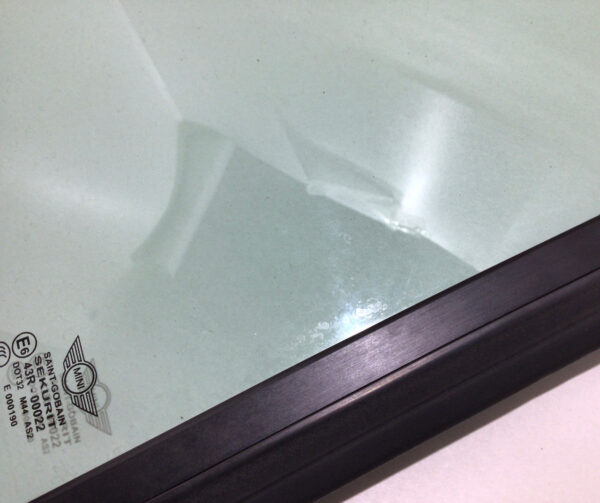 2005-2008 Mini Cooper R52 Convertible Passenger Rear Quarter Glass / OEM / R1016 - Image 2