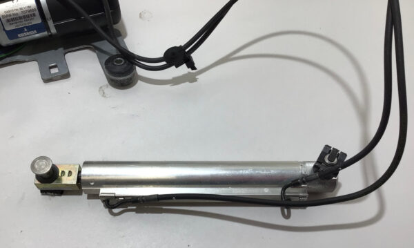 2005-2008 Mini Cooper R52 Convertible Top Hydraulic Pump w/ Lines Hinges / R1024 - Image 2