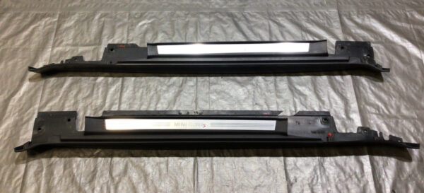 2005-2008 Mini Cooper S R52 Convertible Side Skirts Rocker Panels / Pair / R1021