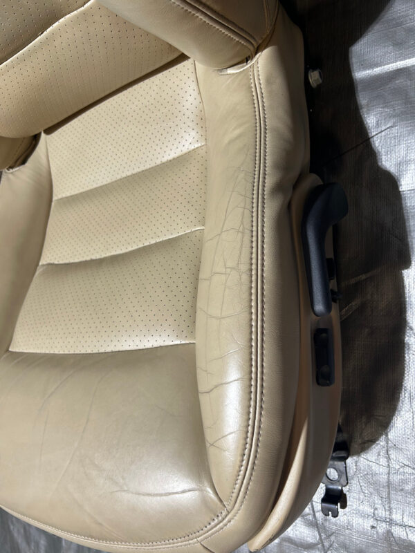 2005-2010 Chevrolet Corvette C6 Cashmere Leather Power Seats w/ Memory / Pair / C6012 - Image 4
