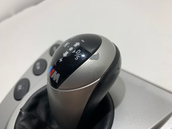 2006-2007 BMW M6 SMG Shifter Surround w/ DriveLogic Switches / M6002 - Image 2