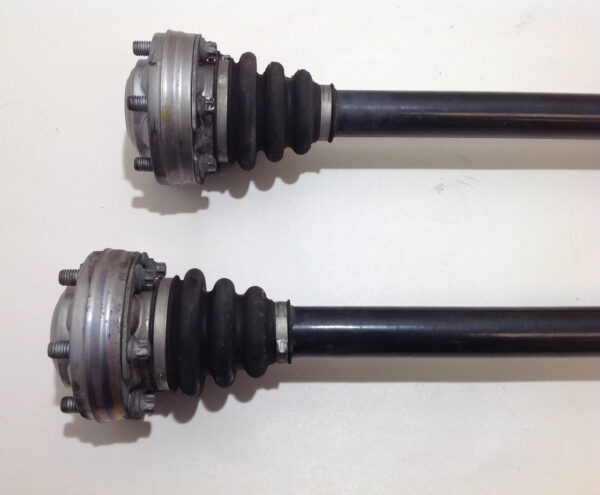 2006-2008 BMW Z4 Axles / Halfshaft Assemblies / Pair / Automatic / E85 / Z4020 - Image 2