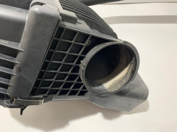 2006-2010 BMW M6 OEM Air Intake Airbox w/ MAF / Pair / Passenger Side / M6003 - Image 3