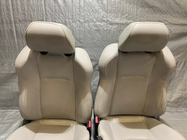2007-2009 Nissan 350Z Convertible Front Seats / Light Gray Leather / Pair / 5Z014a - Image 3