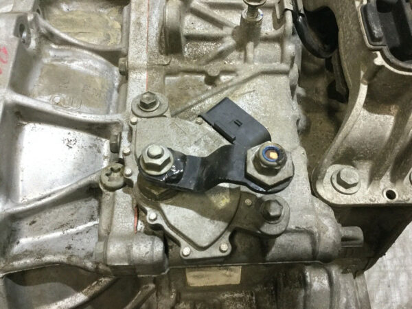 2007-2010 Mini Cooper Base 6 Speed Automatic Transmission 96k / R56 R2007 - Image 4