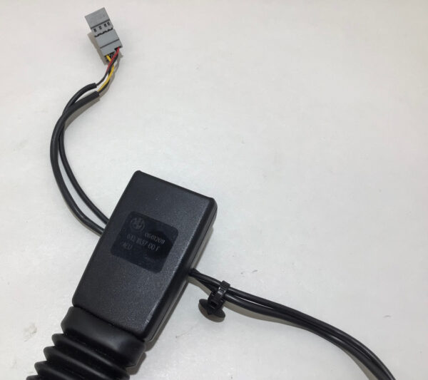 2007-2011 Mini Cooper Passenger Front Seat Belt Buckle Pretensioner / OEM / R2025 - Image 4