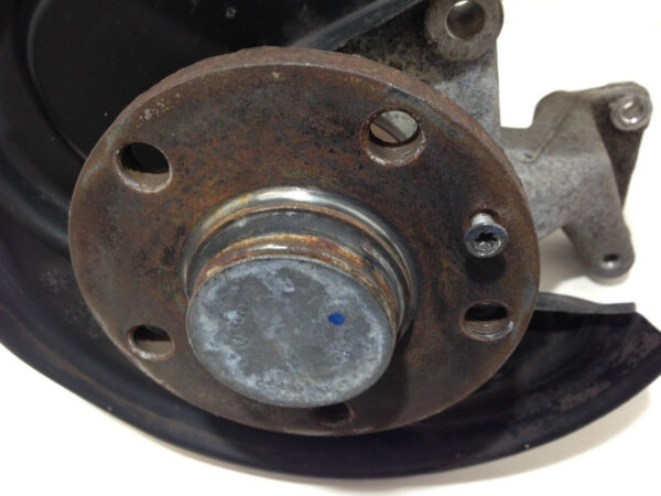 2008-2009 Audi Mk2 8J 2.0l FWD Passenger Rear Knee Spindle Hub Assembly T2001 - Image 3