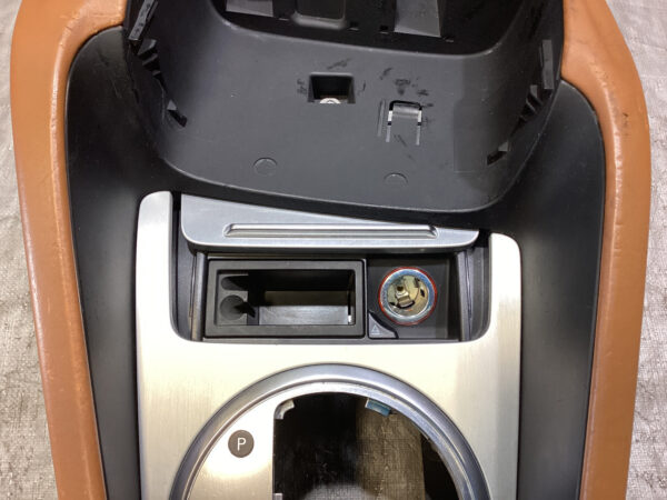 2008-2010 Audi TT MK2 Front Upper Console Assembly / Chennai Brown Leather / T2011 - Image 5